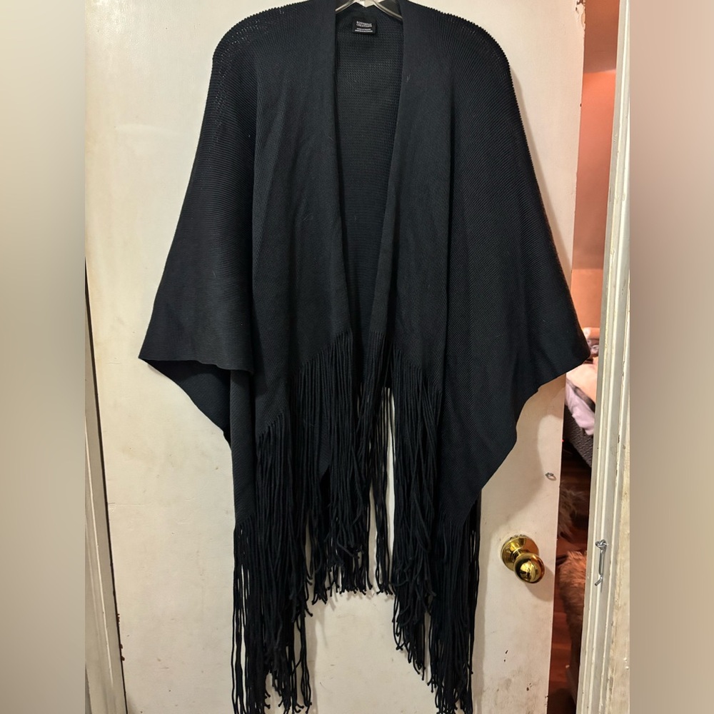 NWOT Bonnefoy Creations boho fringe shall, made in France.